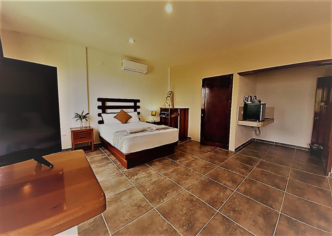 Porto Coral Hotel & Suites Четумаль Экстерьер фото